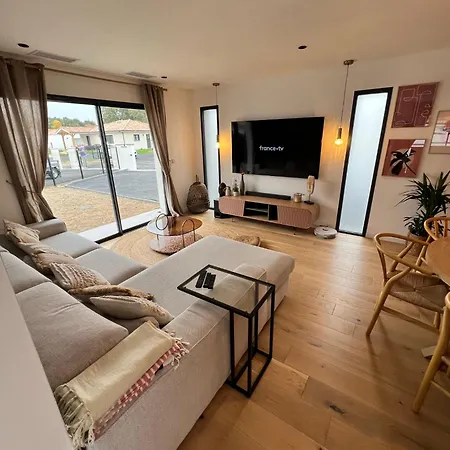 T2 Cosy Au Calme , Proche Dax Apartment