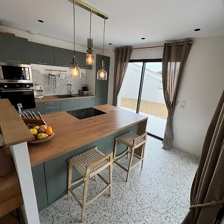 T2 Cosy Au Calme , Proche Dax Apartment *